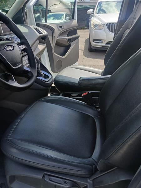 Ford Transit Connect Cargo Van XL SWB w/Rear Liftgate 2019