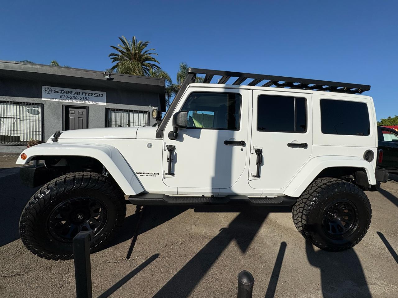 Jeep Wrangler Unlimited Sahara 4WD 2013