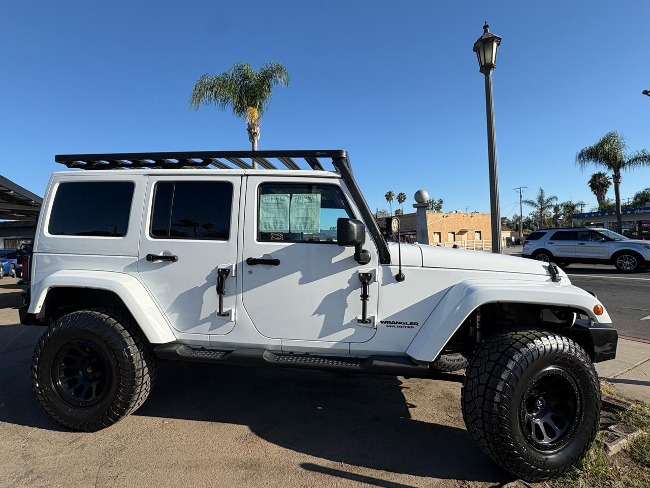 Jeep Wrangler Unlimited Sahara 4WD 2013