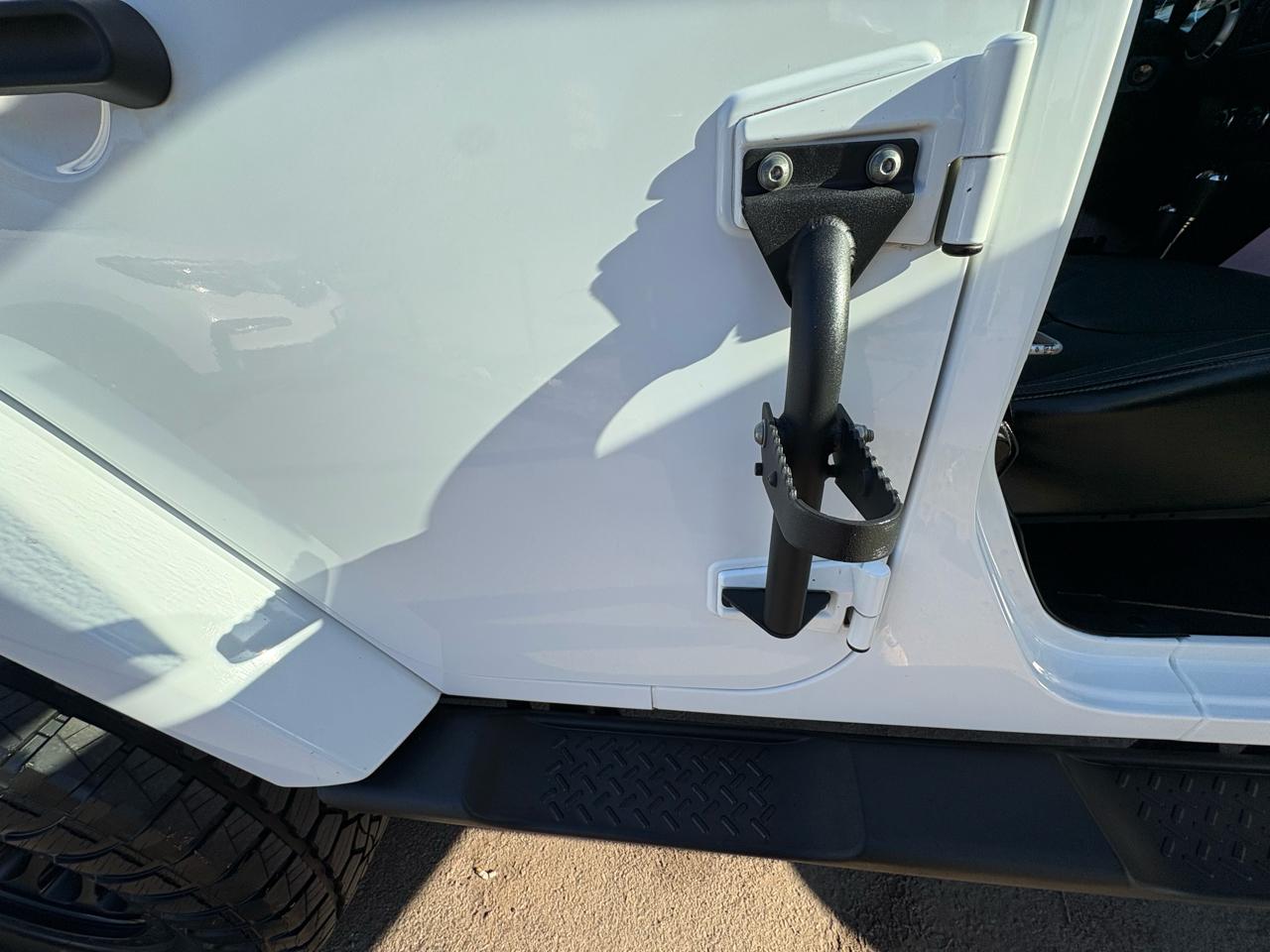 Jeep Wrangler Unlimited Sahara 4WD 2013