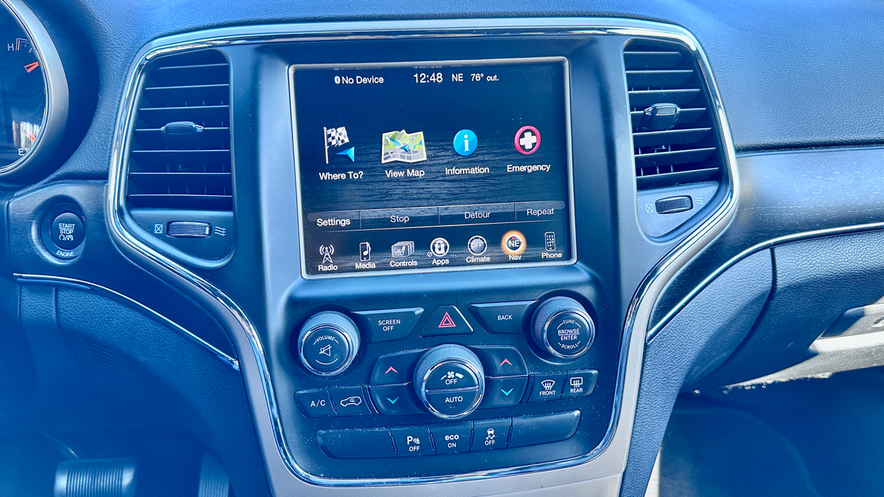 Jeep Grand Cherokee Limited 4WD 2015