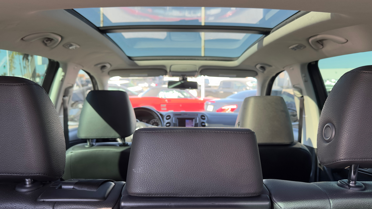 Volkswagen Tiguan SE 2016