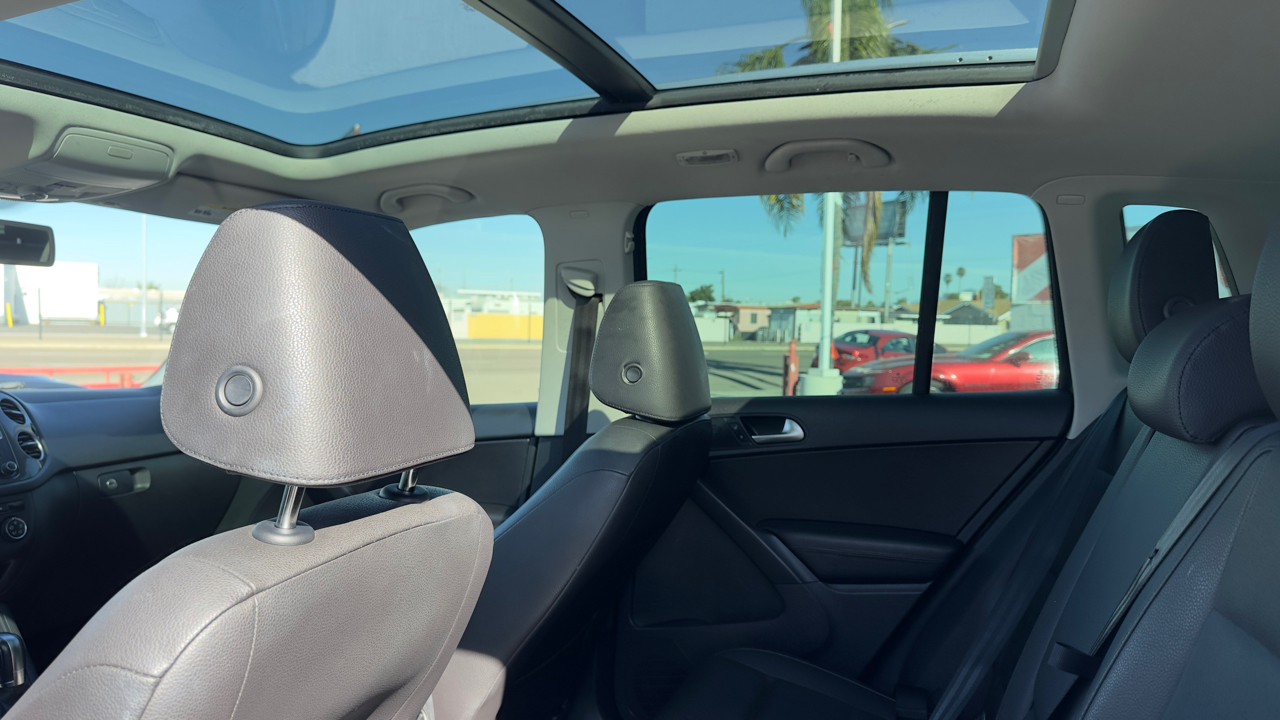 Volkswagen Tiguan SE 2016