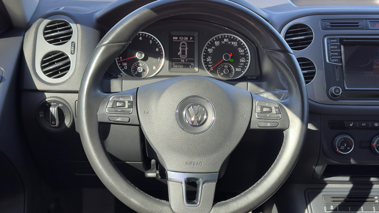Volkswagen Tiguan SE 2016