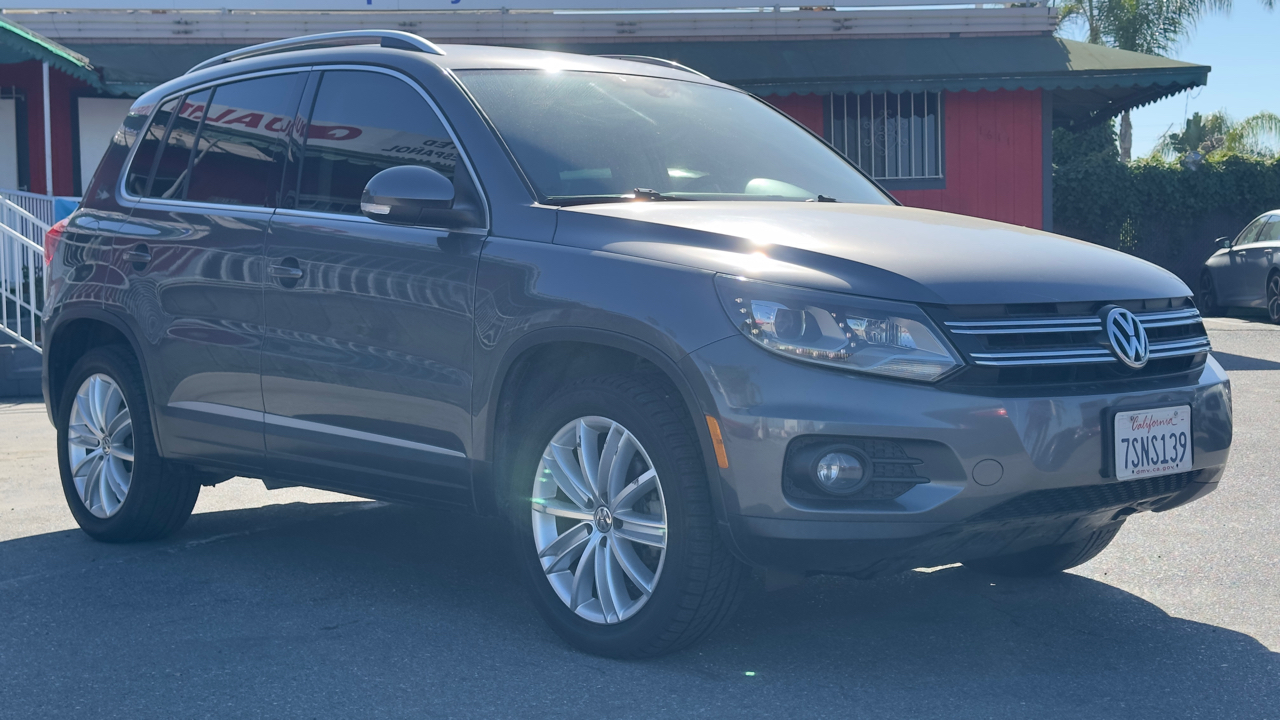 Volkswagen Tiguan SE 2016