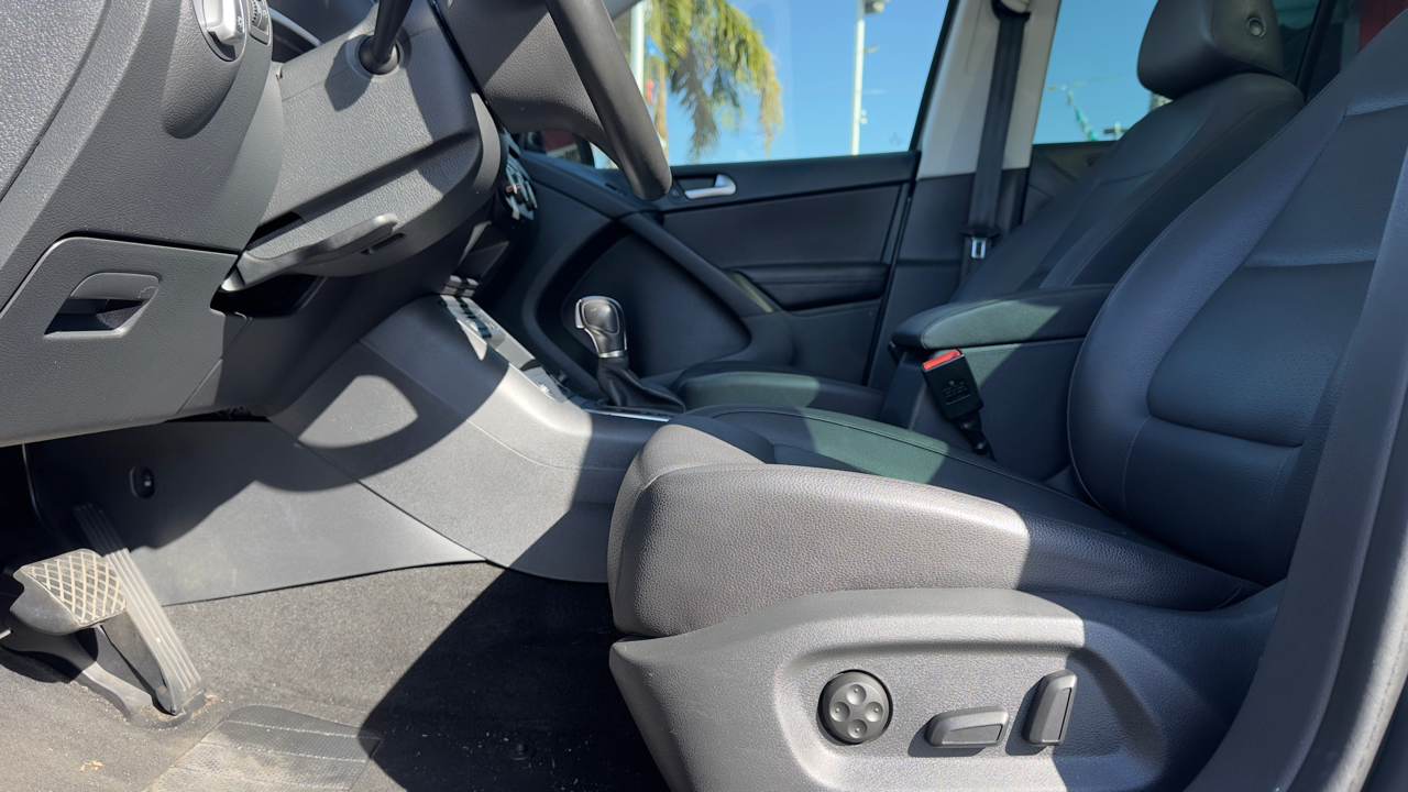 Volkswagen Tiguan SE 2016