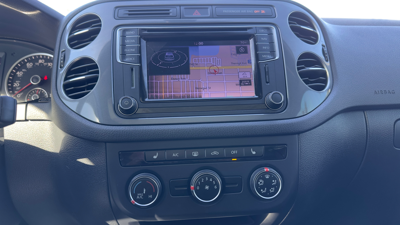 Volkswagen Tiguan SE 2016