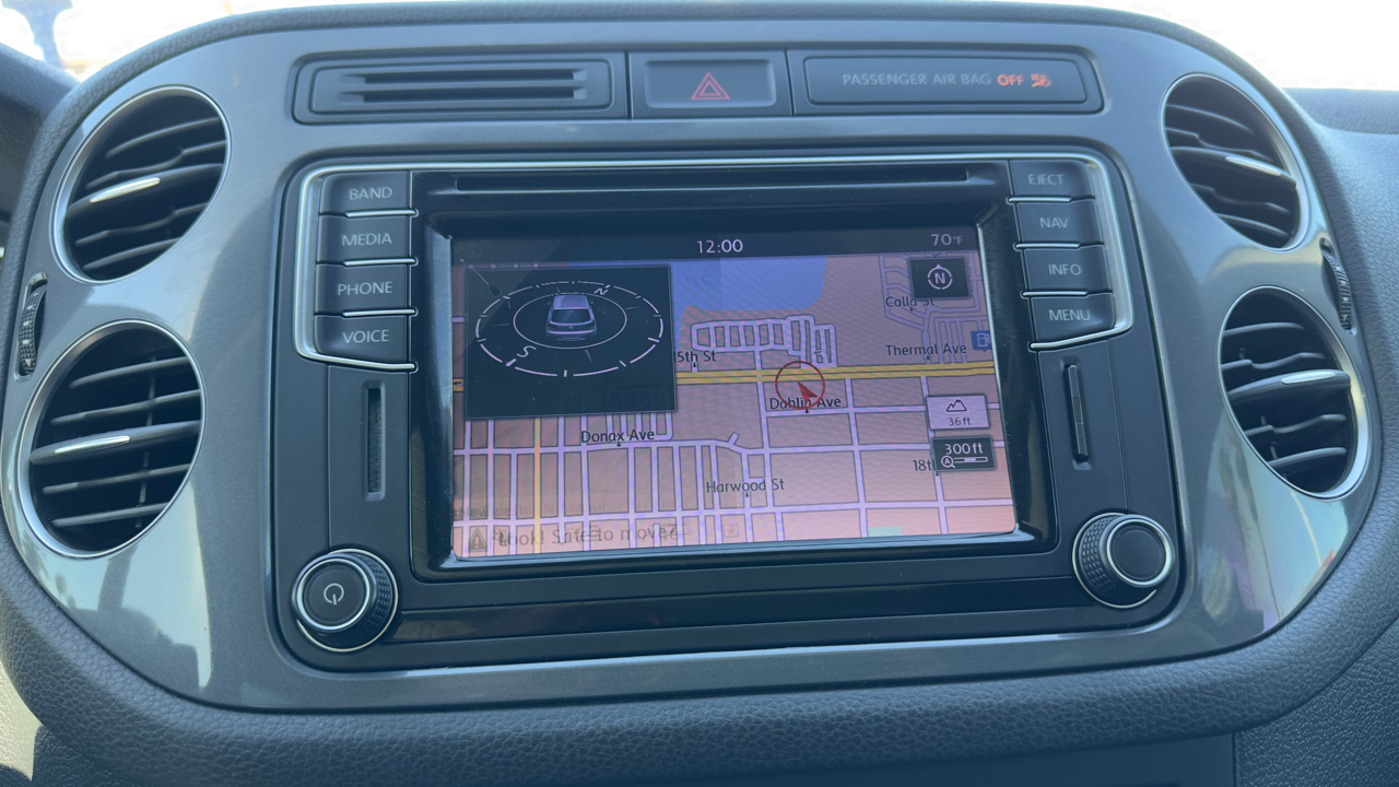 Volkswagen Tiguan SE 2016