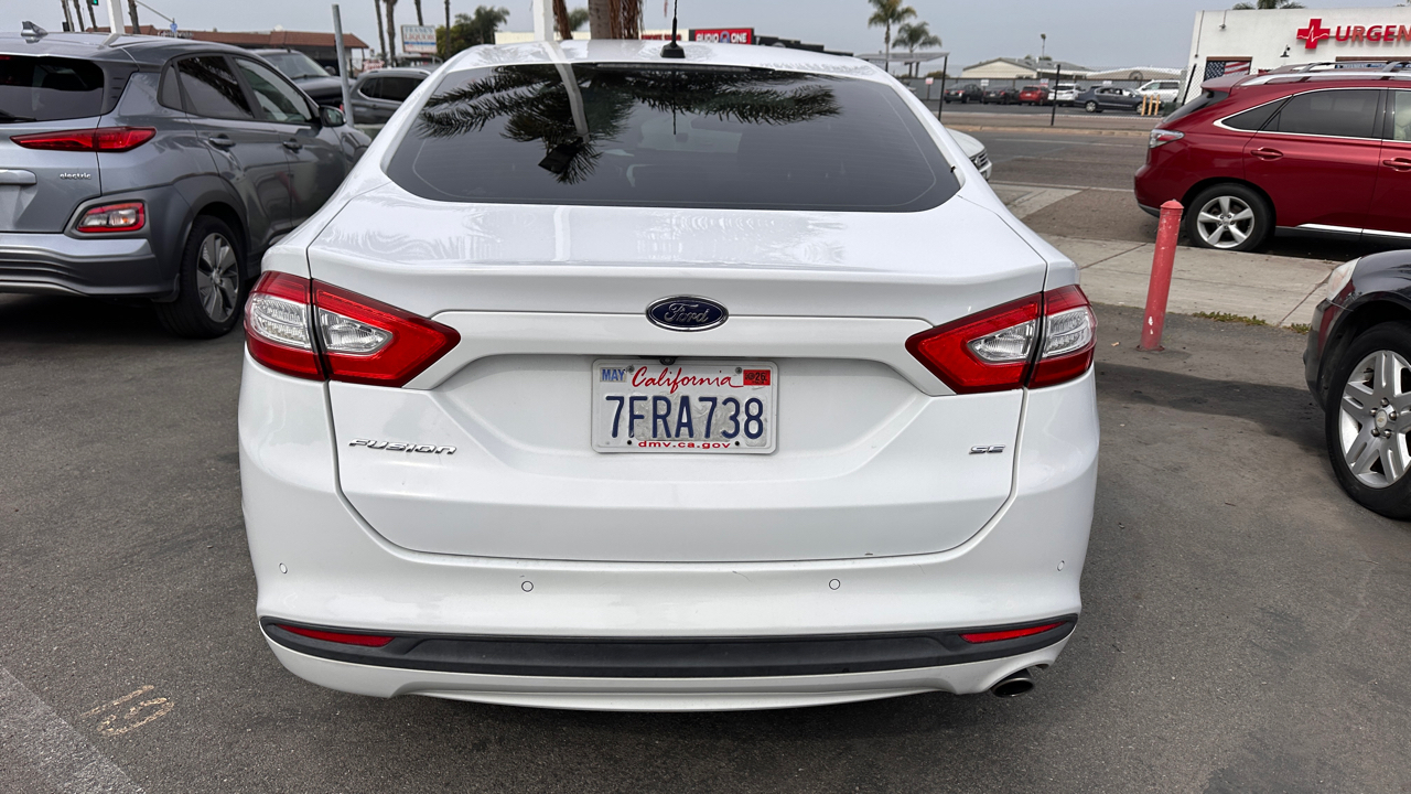 Ford Fusion SE 2014