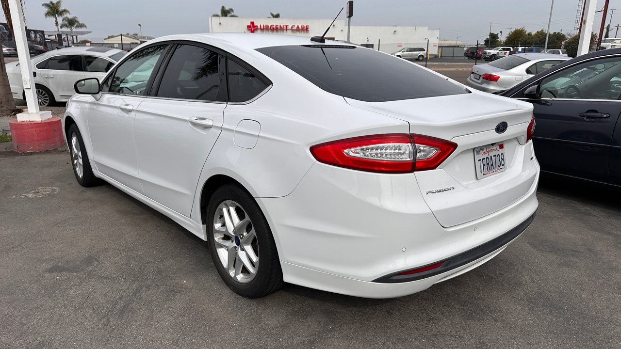 Ford Fusion SE 2014