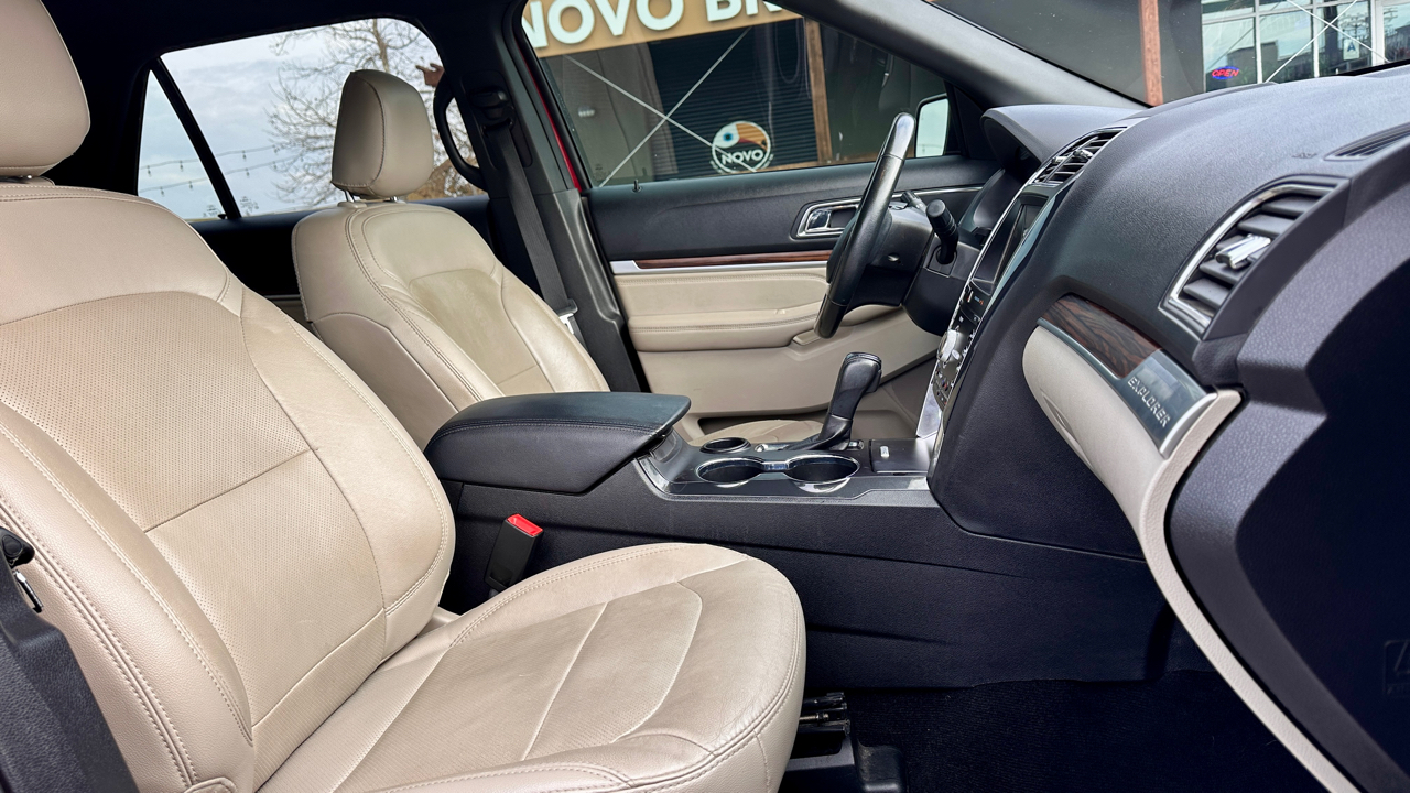 Ford Explorer Limited FWD 2019