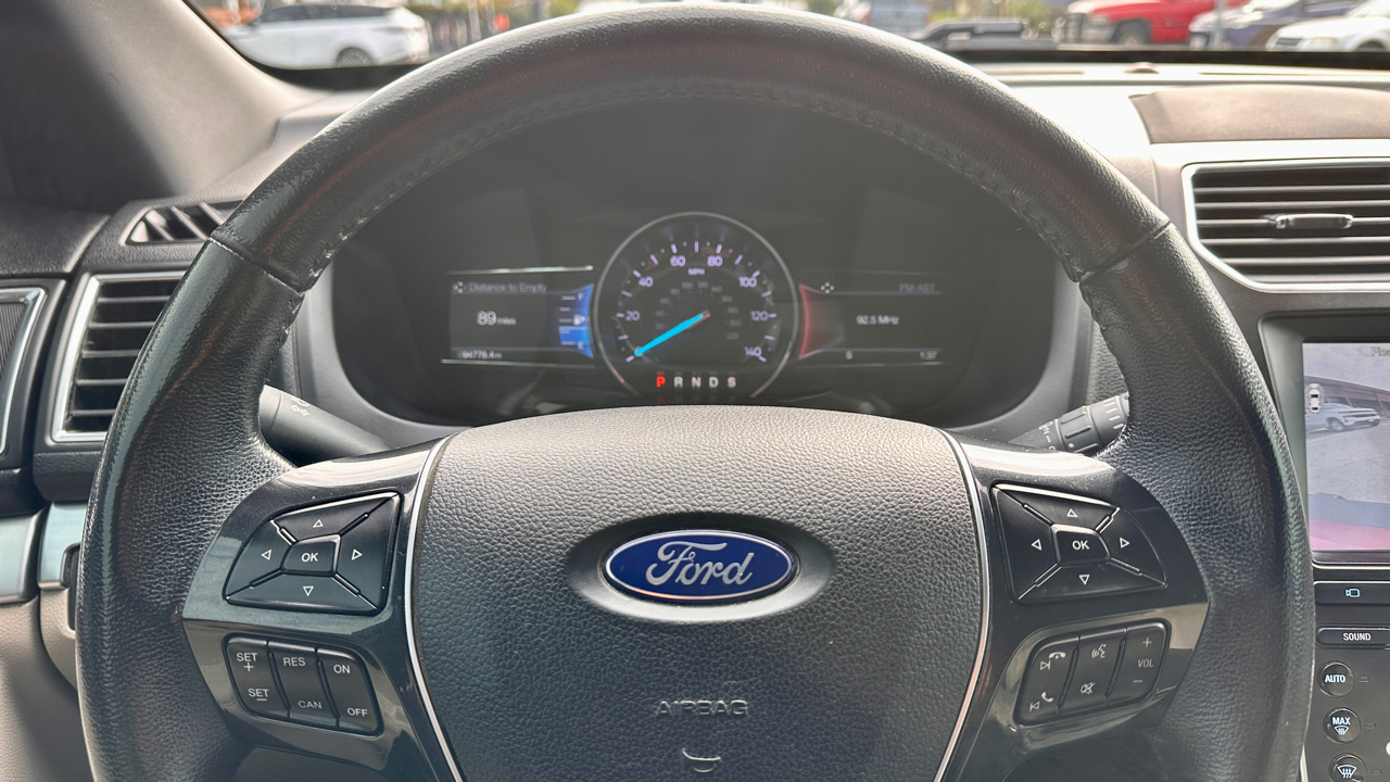 Ford Explorer Limited FWD 2019