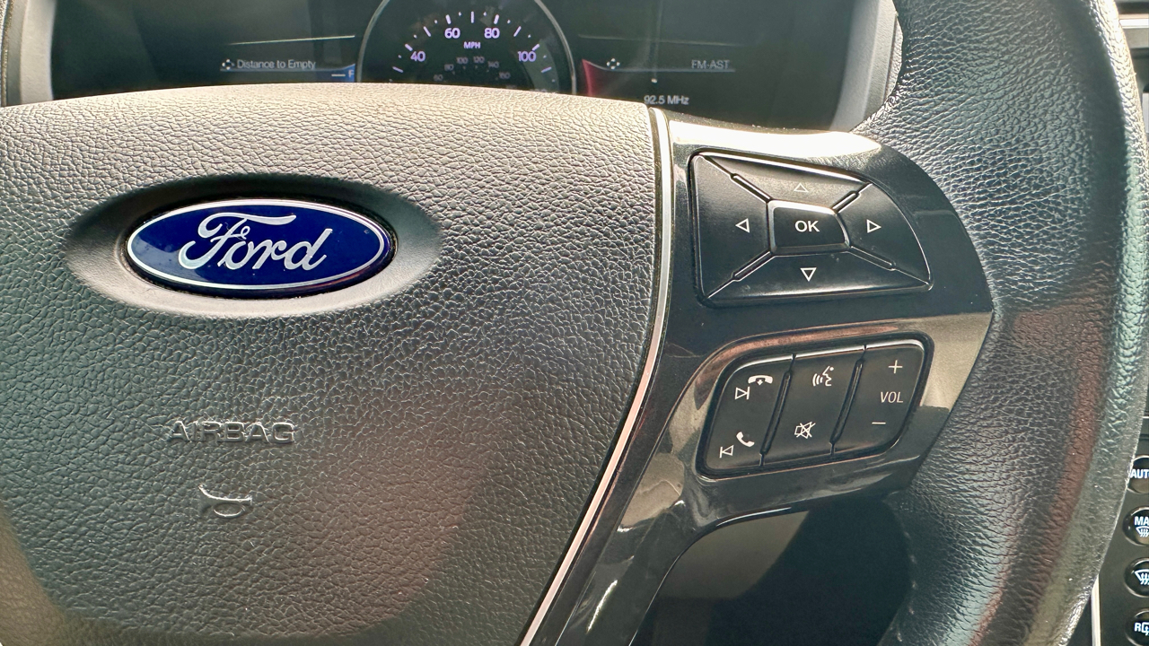 Ford Explorer Limited FWD 2019