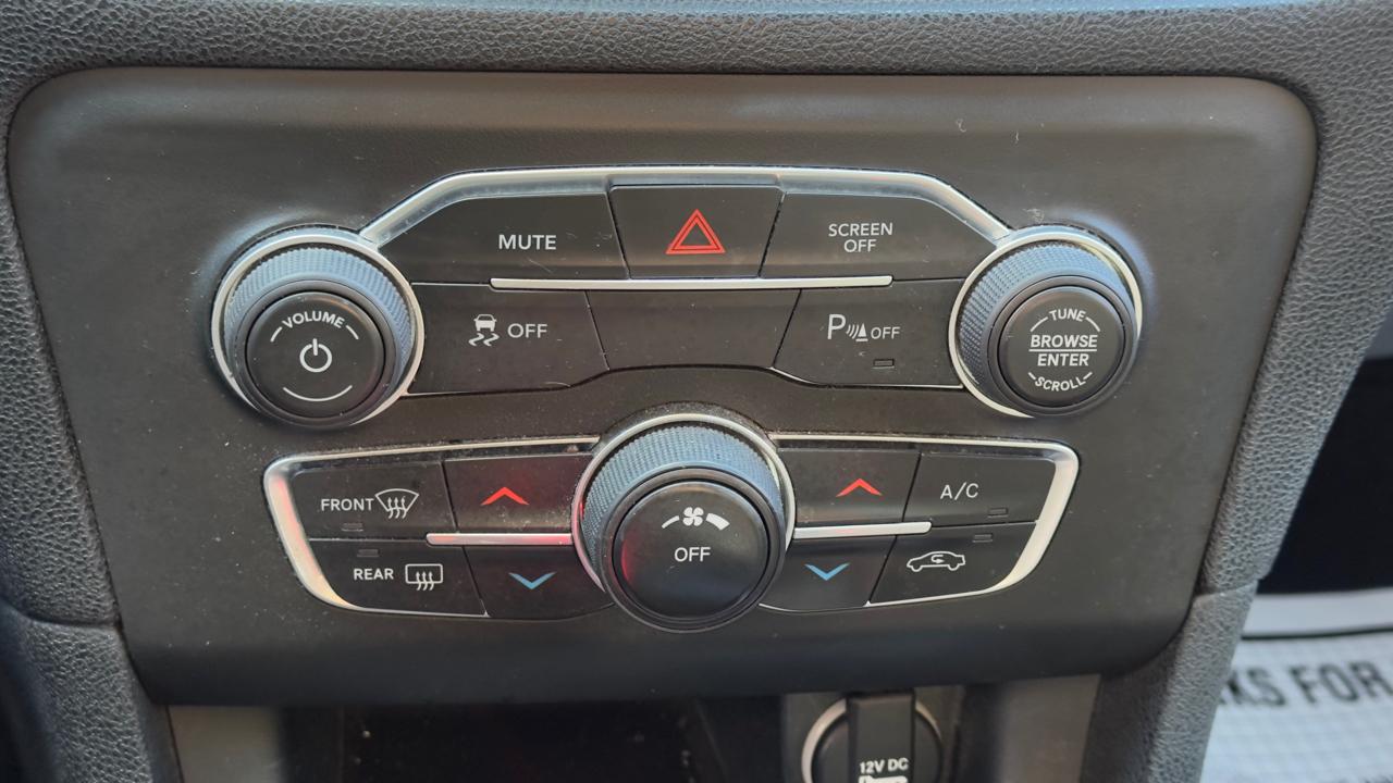 Dodge Charger SXT 2019