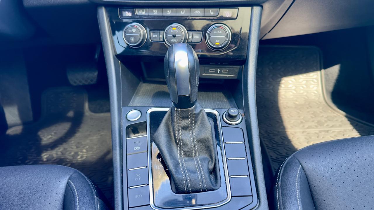 Volkswagen Jetta 1.4T S 8A 2021