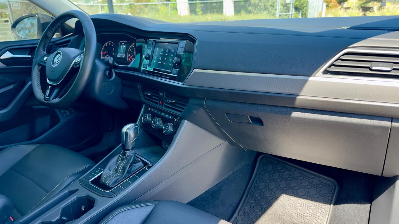 Volkswagen Jetta 1.4T S 8A 2021