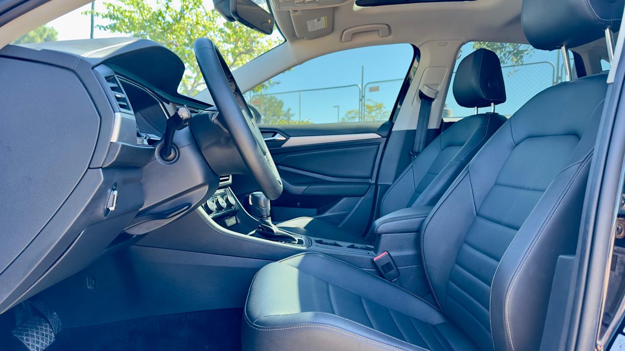 Volkswagen Jetta 1.4T S 8A 2021