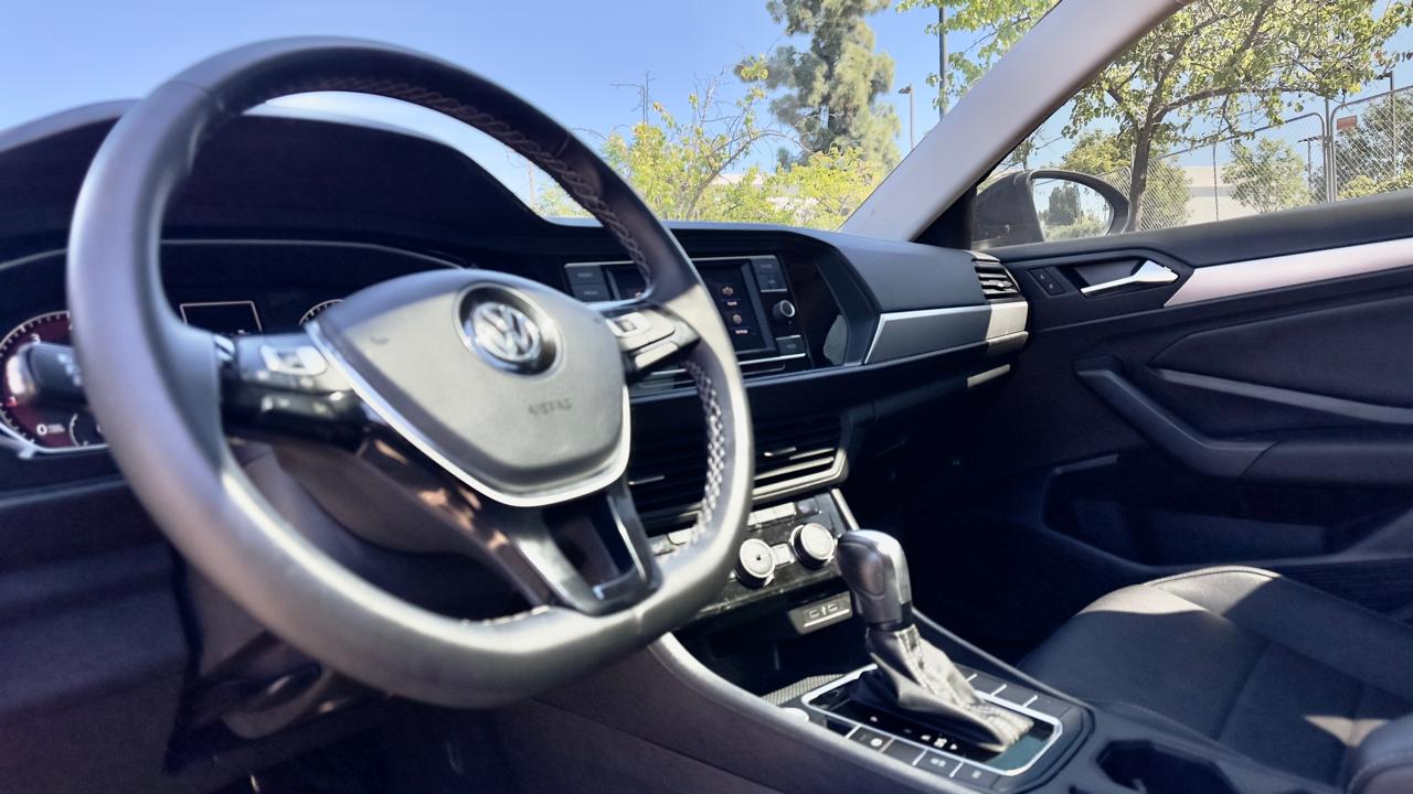 Volkswagen Jetta 1.4T S 8A 2021