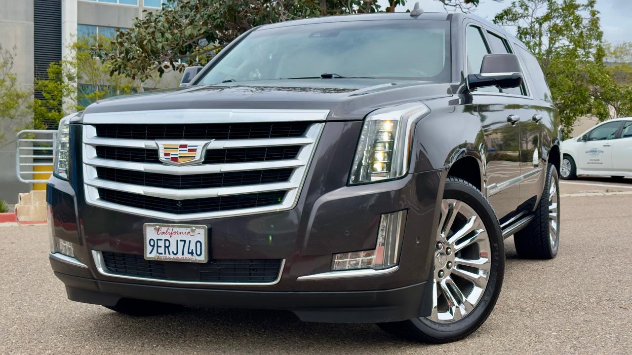 Cadillac Escalade ESV Premium 4WD 2017