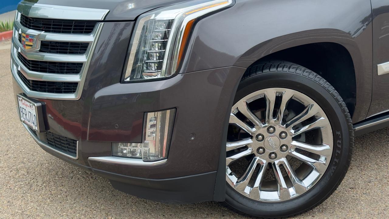 Cadillac Escalade ESV Premium 4WD 2017