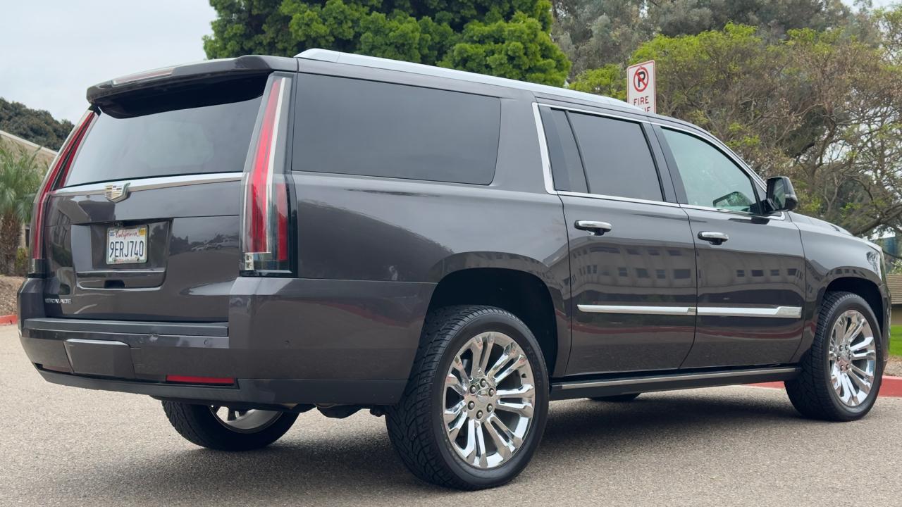 Cadillac Escalade ESV Premium 4WD 2017