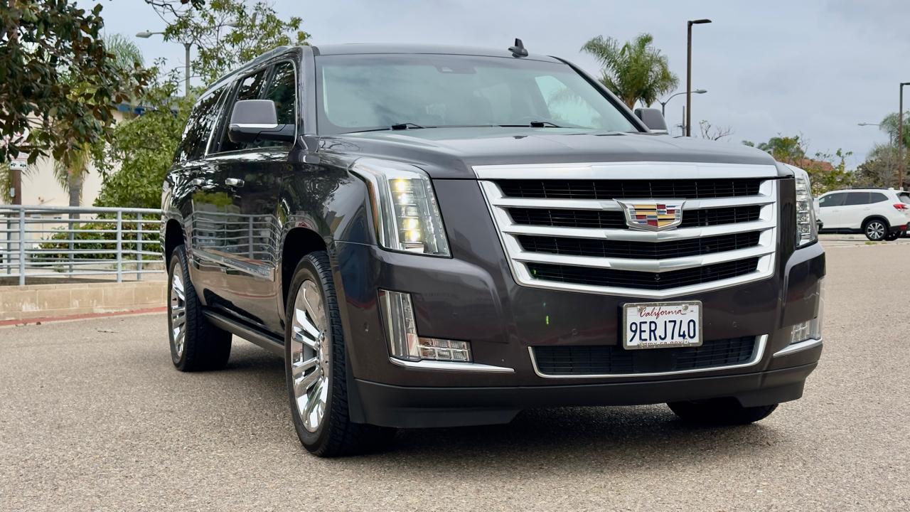 Cadillac Escalade ESV Premium 4WD 2017