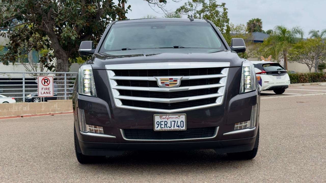 Cadillac Escalade ESV Premium 4WD 2017