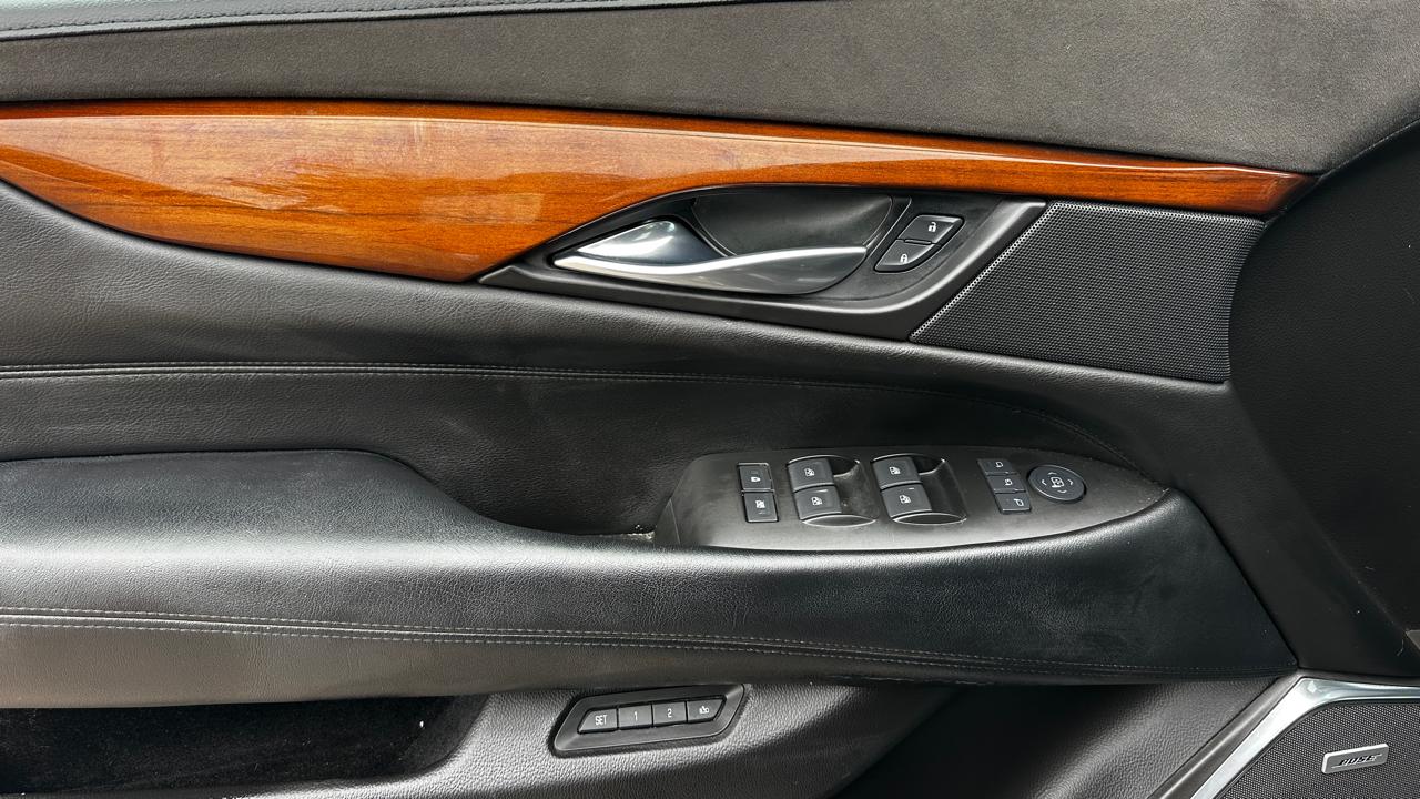 Cadillac Escalade ESV Premium 4WD 2017