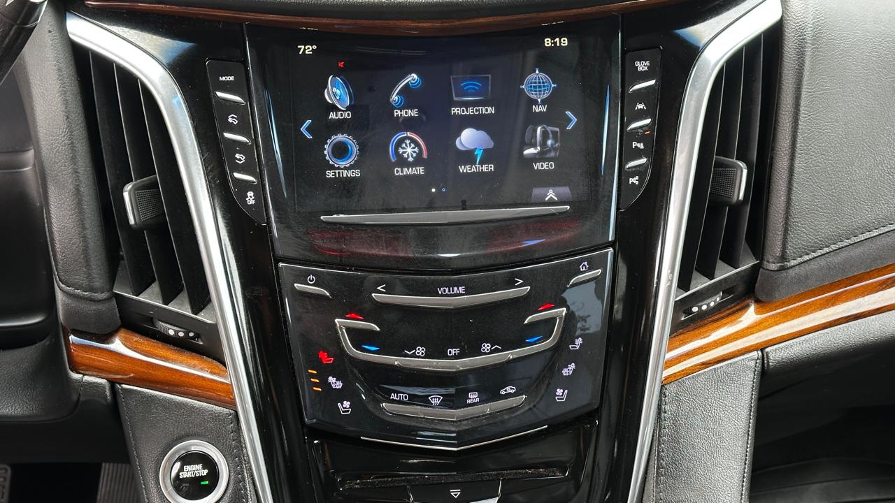 Cadillac Escalade ESV Premium 4WD 2017