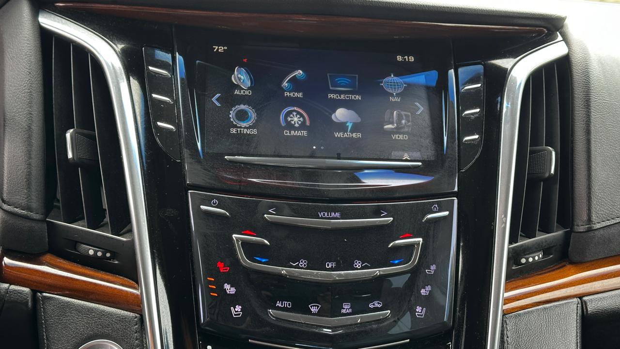 Cadillac Escalade ESV Premium 4WD 2017