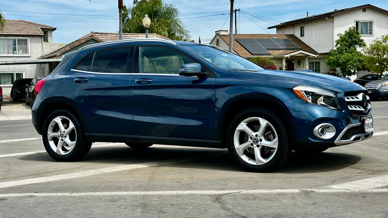 Mercedes-Benz GLA-Class GLA250 2019