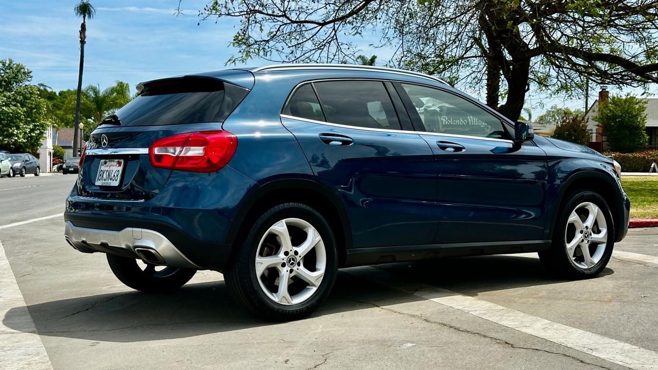 Mercedes-Benz GLA-Class GLA250 2019