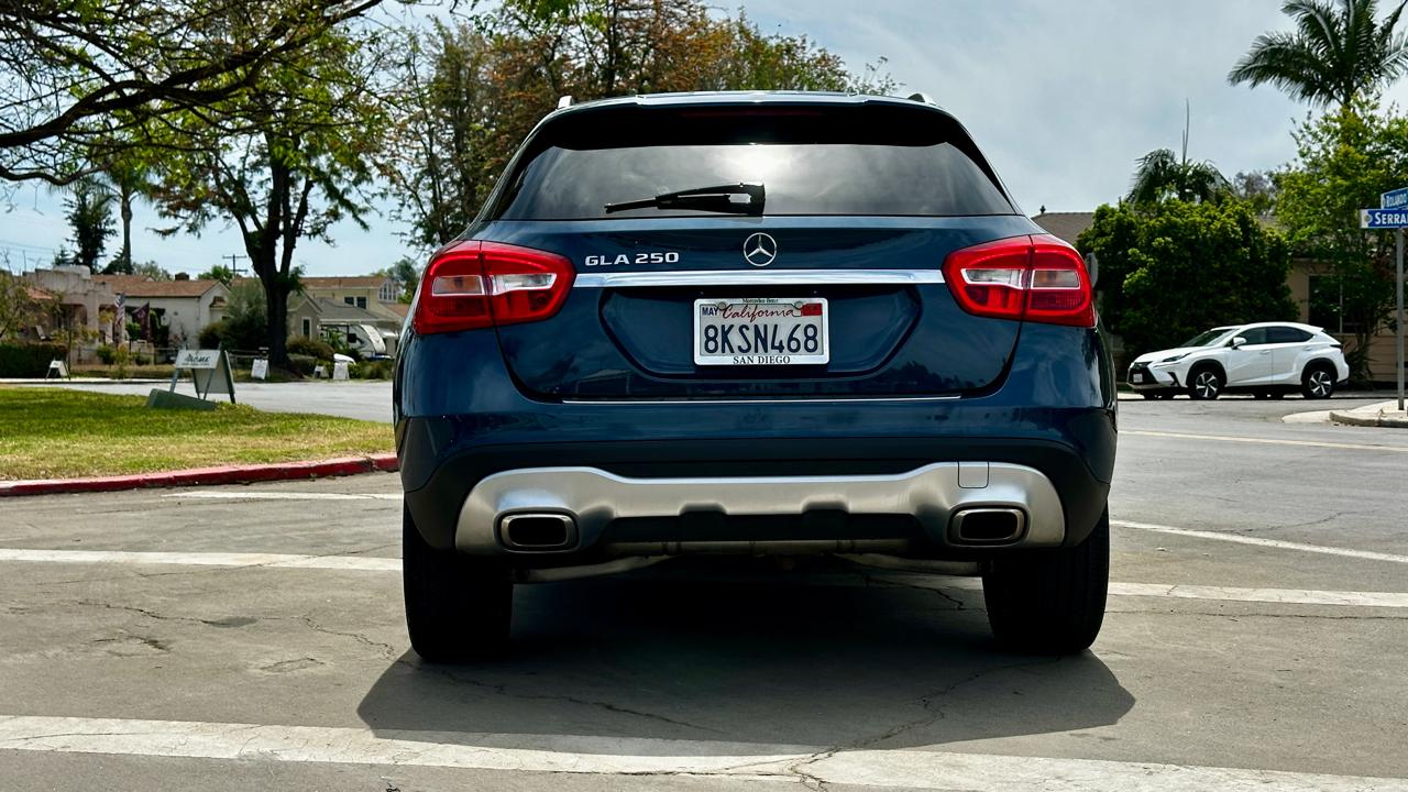 Mercedes-Benz GLA-Class GLA250 2019