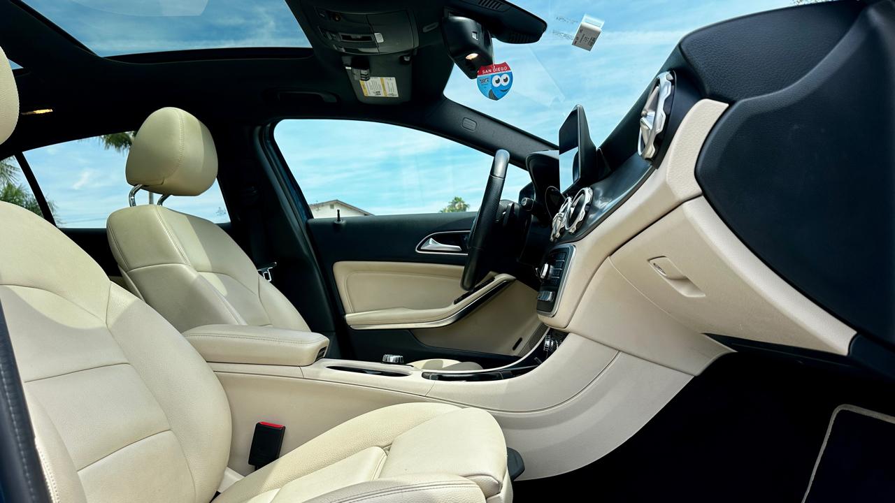 Mercedes-Benz GLA-Class GLA250 2019