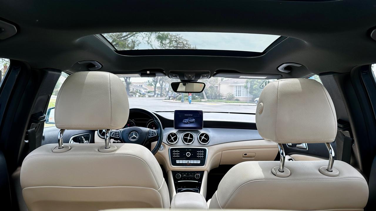 Mercedes-Benz GLA-Class GLA250 2019