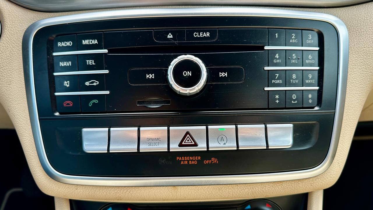 Mercedes-Benz GLA-Class GLA250 2019