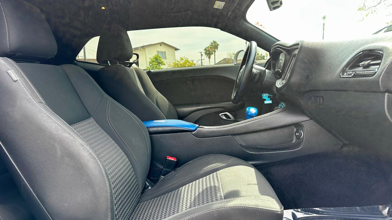 Dodge Challenger SXT 2016