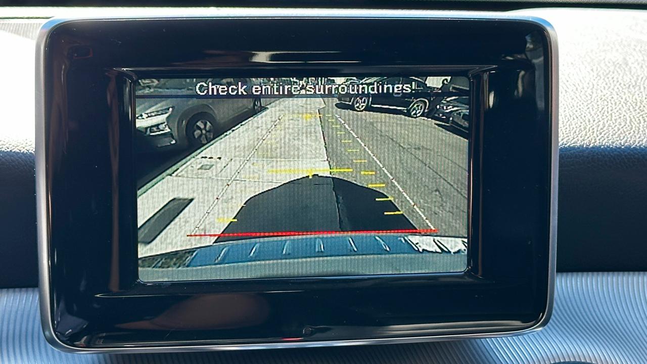 Mercedes-Benz GLA-Class GLA250 2015