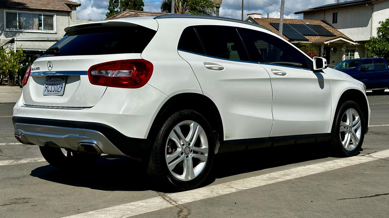 Mercedes-Benz GLA-Class GLA250 2015