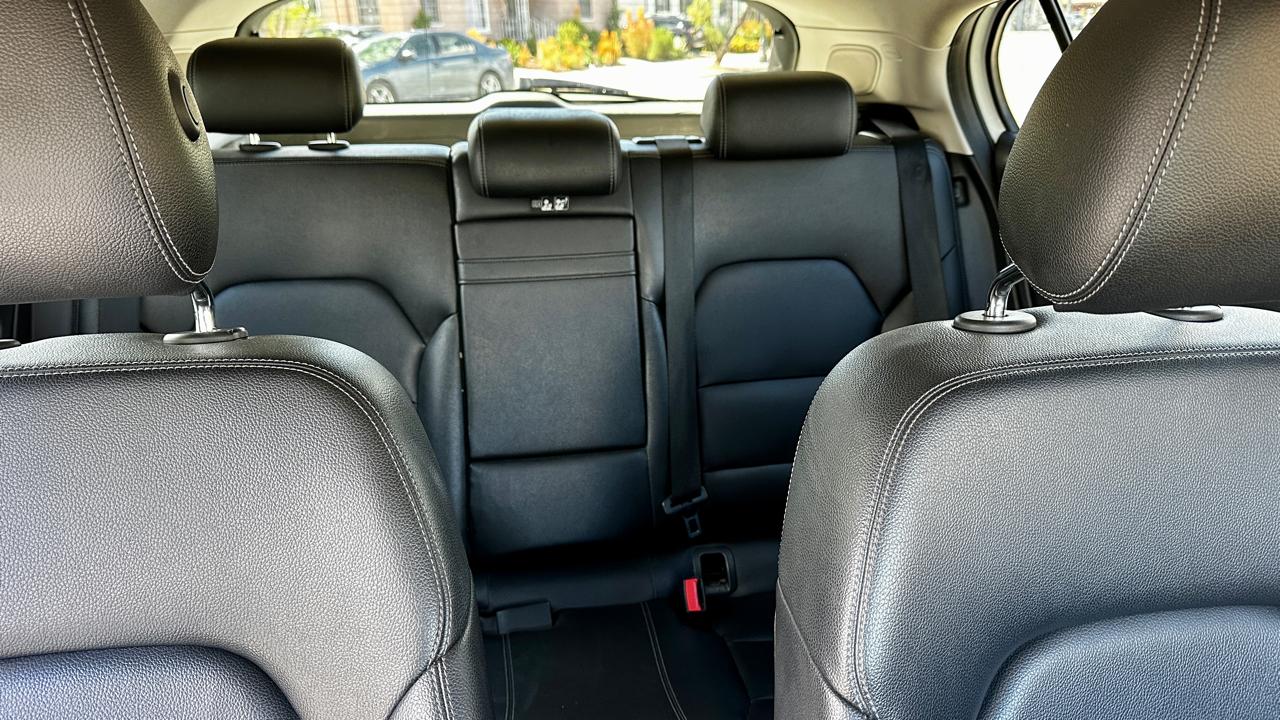 Mercedes-Benz GLA-Class GLA250 2015