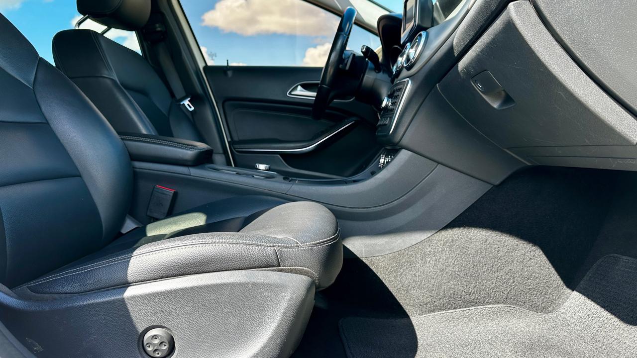 Mercedes-Benz GLA-Class GLA250 2015