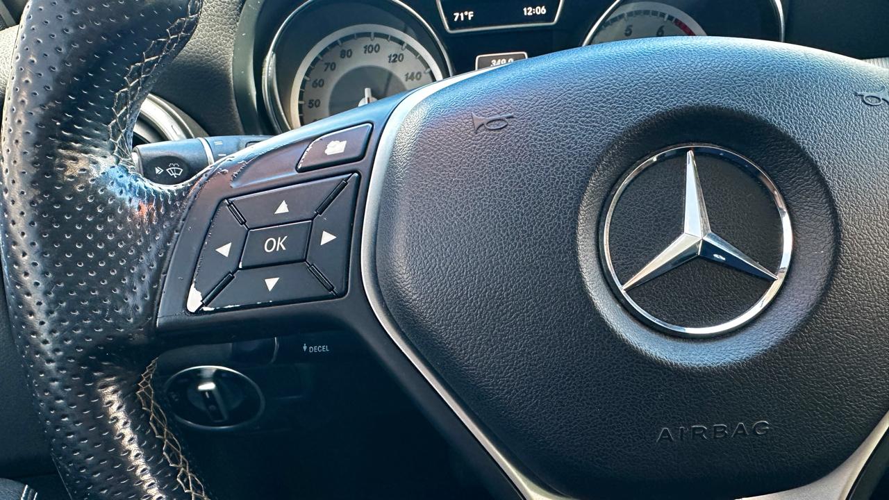 Mercedes-Benz GLA-Class GLA250 2015