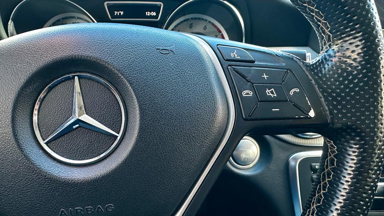 Mercedes-Benz GLA-Class GLA250 2015