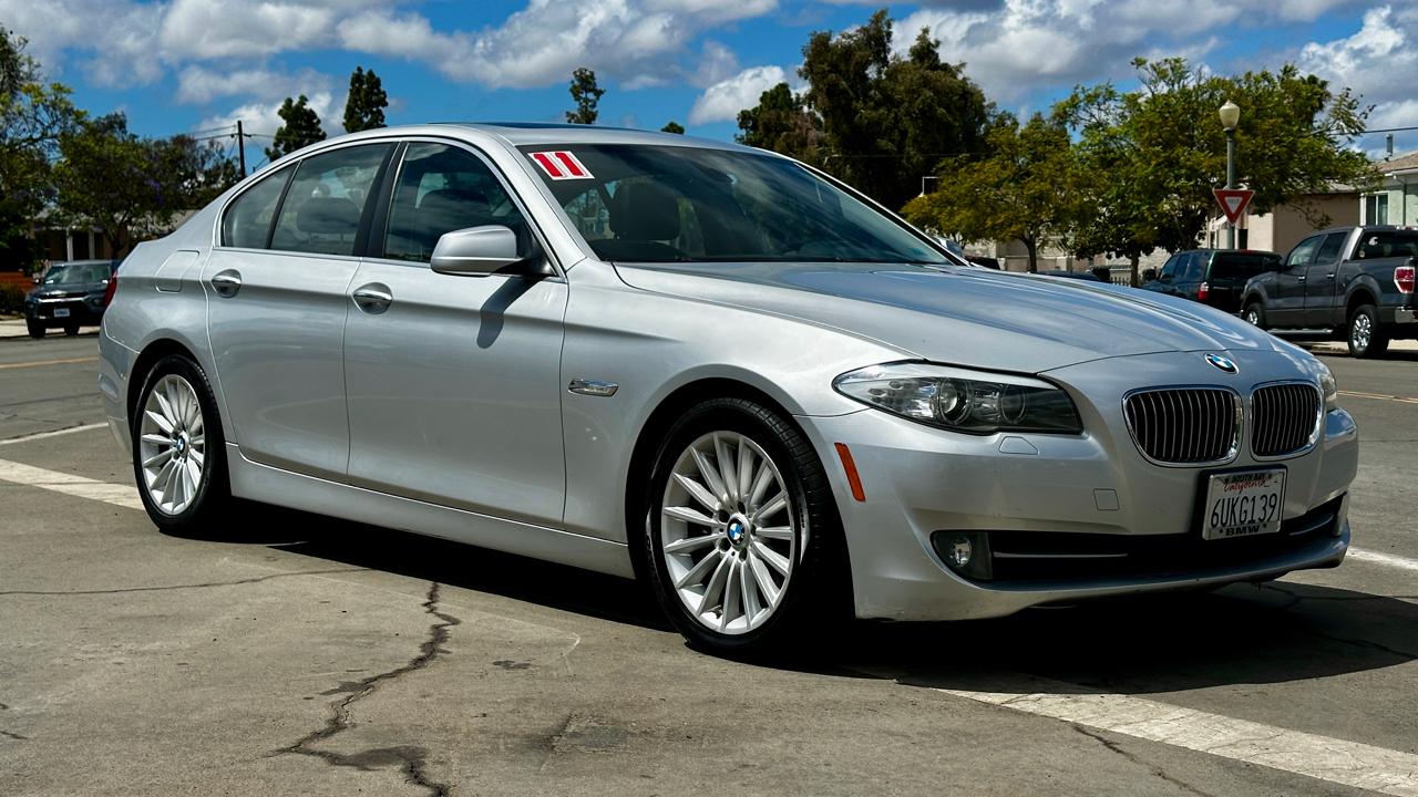 BMW 5-Series 535i 2011