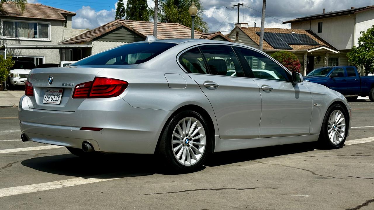 BMW 5-Series 535i 2011