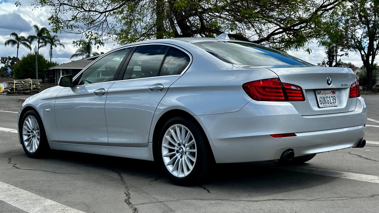 BMW 5-Series 535i 2011