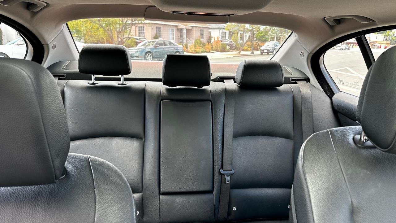 BMW 5-Series 535i 2011