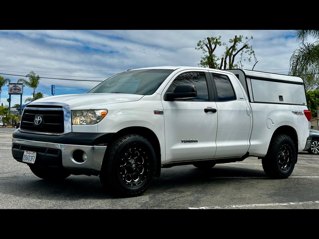 Toyota Tundra Tundra-Grade 5.7L Double Cab 2WD 2010