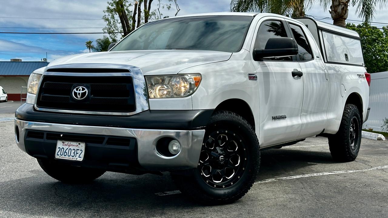 Toyota Tundra Tundra-Grade 5.7L Double Cab 2WD 2010