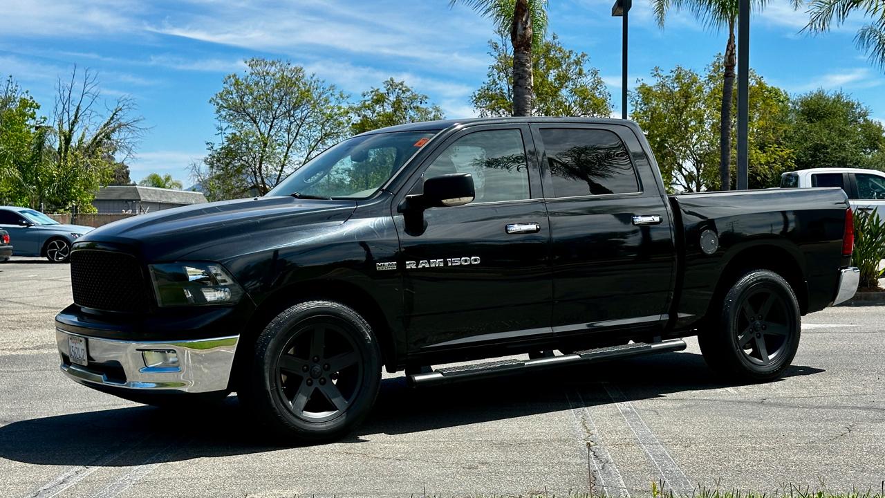 RAM 1500 ST Crew Cab 2WD 2011
